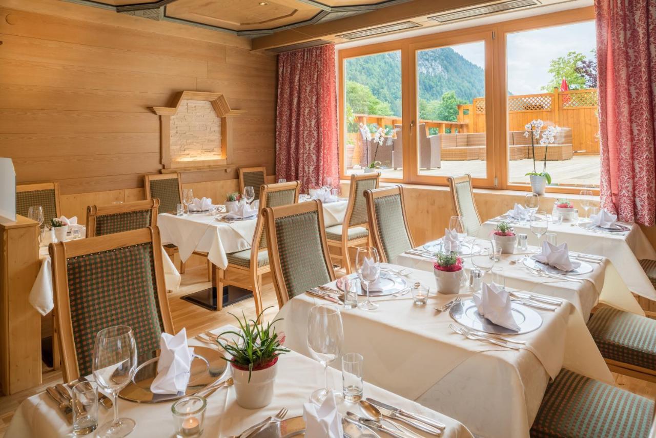 Hotel Hubertushof - Ihr Hotel Mit Herz Leutasch Dış mekan fotoğraf